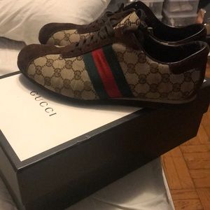 Gucci shoes